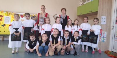 Осмомартовска приредба предшколаца