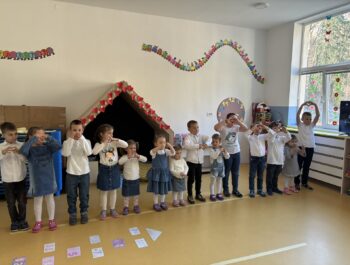 Осмомартовска приредба у Љубишу